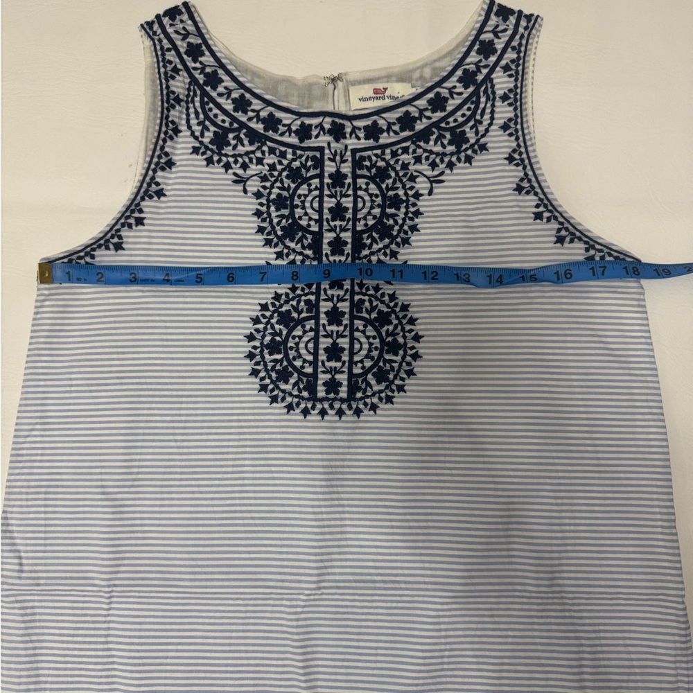 Vineyard Vines White Dress with Navy Embroidery - Picture 14 of 15
